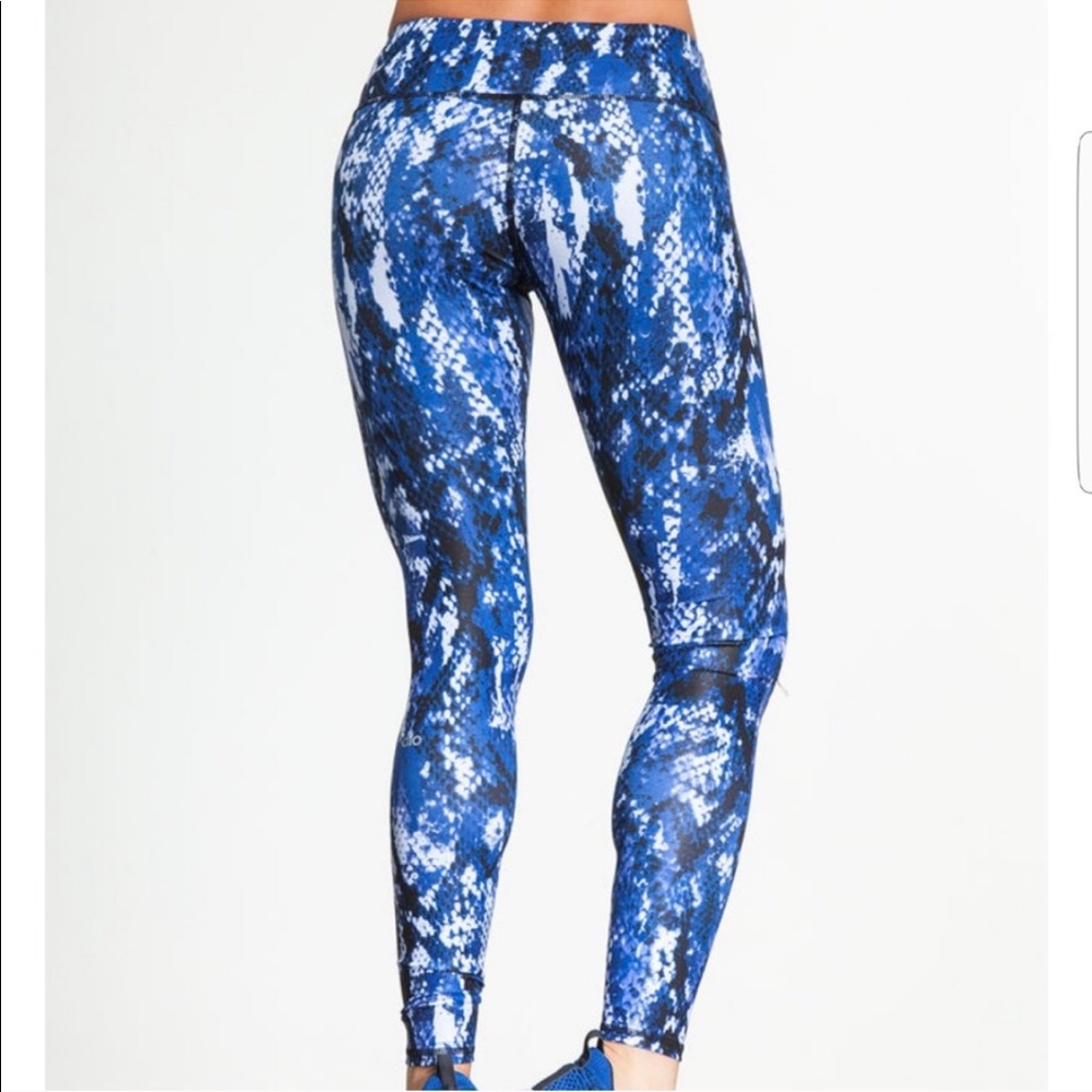 Alo snake print airbrush leggings